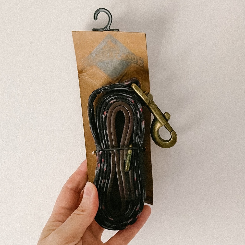 Beaver Canoe // NWT Pet Leash